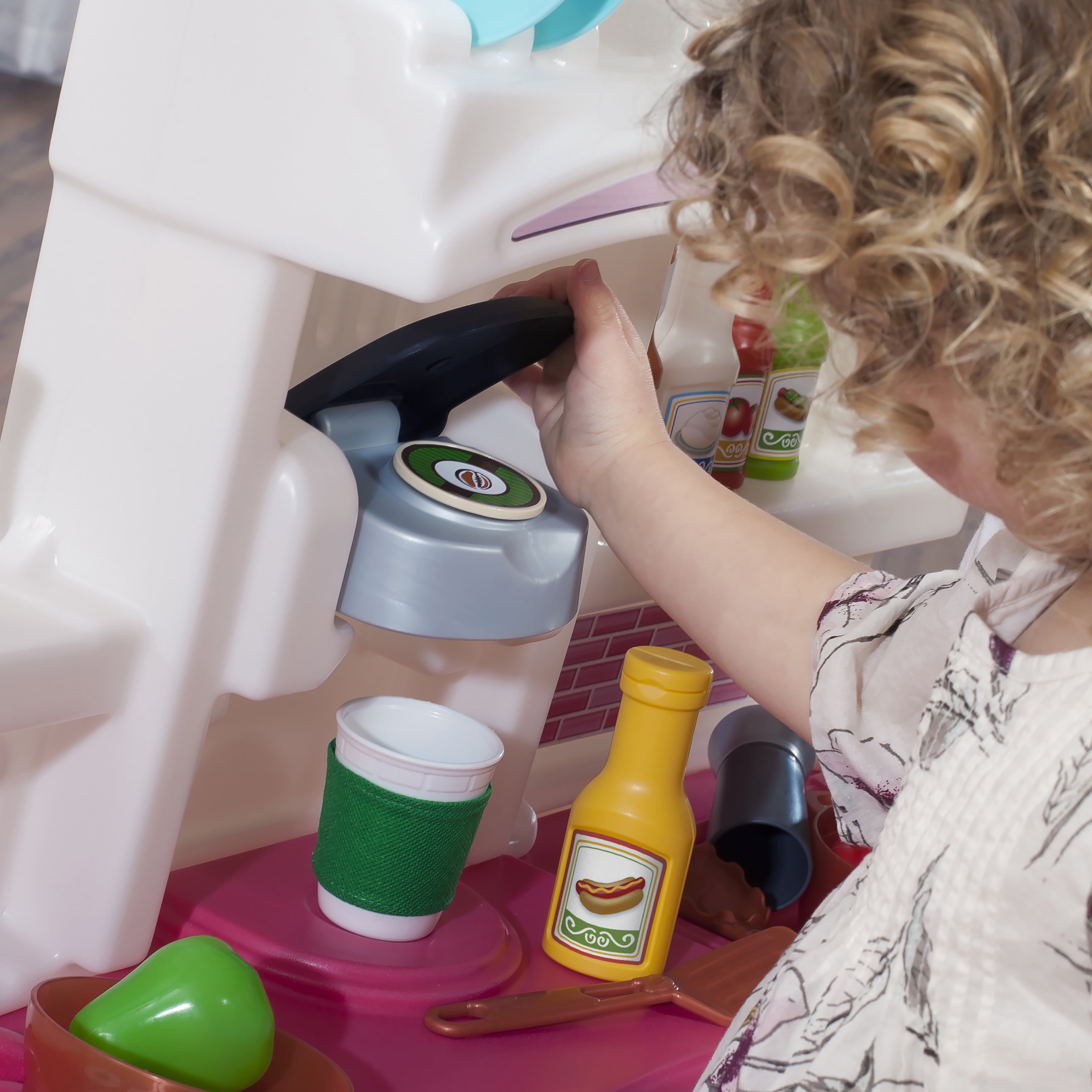 Fun with Friends Pink Kids Kitchen Pretend Play Set